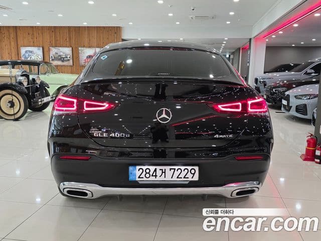 Mercedes-Benz GLE-Class 2023 — Photo 14/20