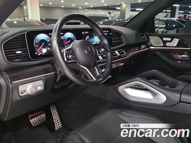 Mercedes-Benz GLE-Class 2023 — Photo 13/20