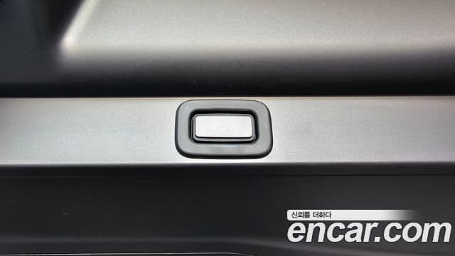 Land Rover Range Rover 2023 — Şəkil 28/41