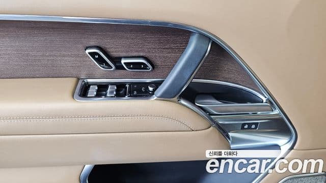 Land Rover Range Rover 2023 — Şəkil 25/41