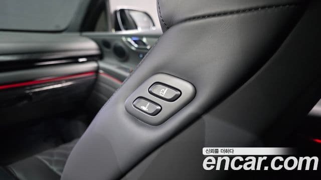 Genesis GV80 Coupe 2026 — Photo 33/37
