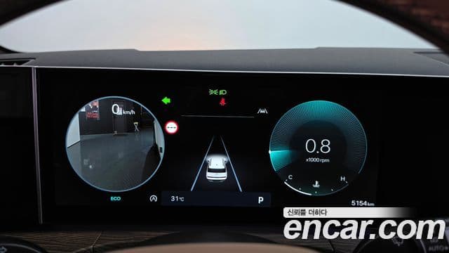 Hyundai Santa Fe 2025 — Photo 7/34