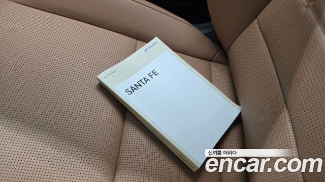 Hyundai Santa Fe 2025 — Photo 30/34