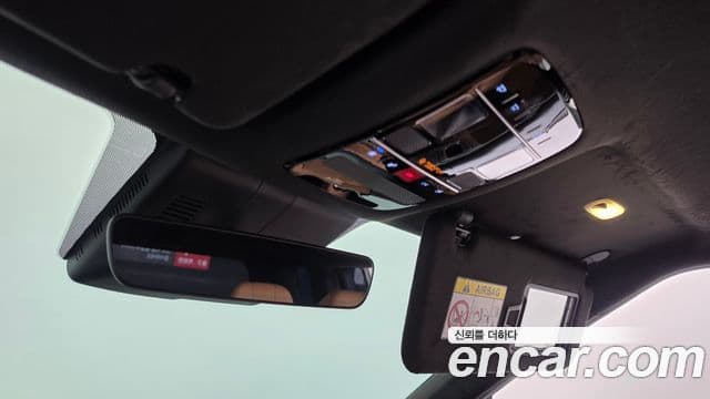 Hyundai Santa Fe 2025 — Photo 16/34