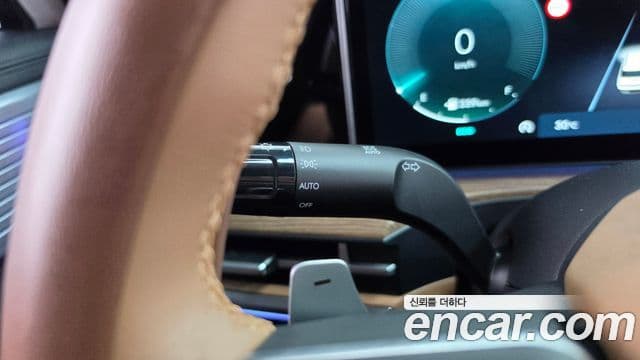 Hyundai Santa Fe 2025 — Photo 4/34