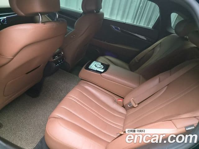 Genesis G80 2021 — Photo 12/20