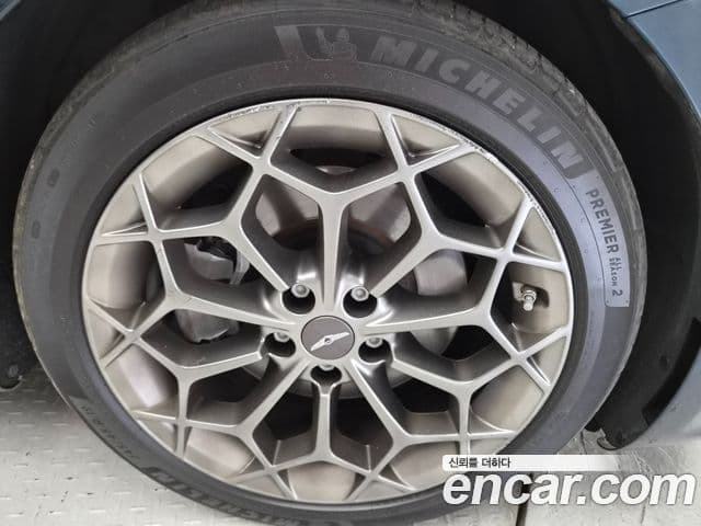 Genesis G80 2021 — Photo 9/20