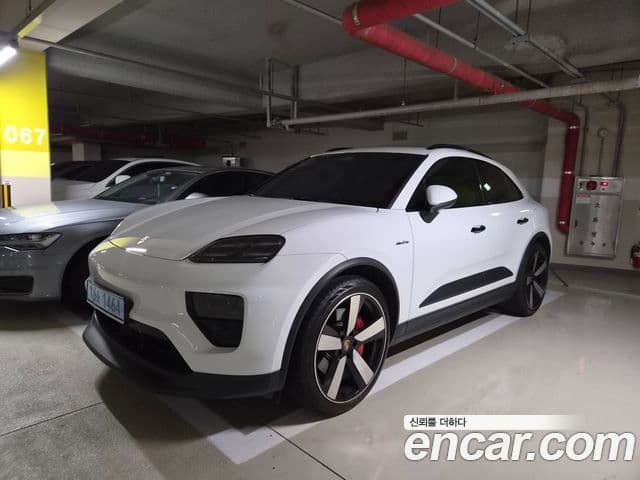 Porsche Macan EV 2025 — Şəkil 4/18