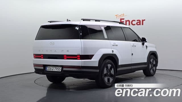 Hyundai Santa Fe 2023 — ფოტო 16/34