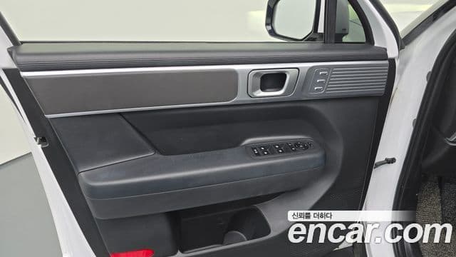 Hyundai Santa Fe 2023 — ფოტო 21/34