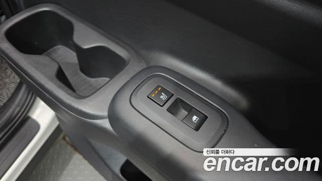 Hyundai Santa Fe 2023 — ფოტო 24/34