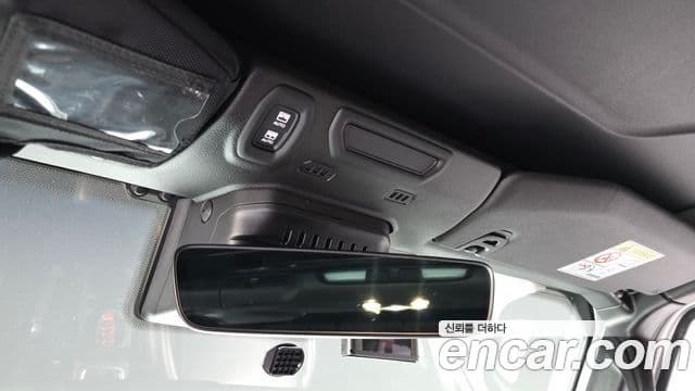 Jeep Wrangler 2021 — ფოტო 9/32