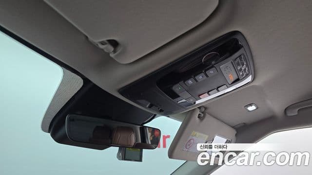 Kia Carnival 2023 — Фото 20/20