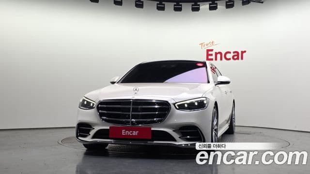 Mercedes-Benz S-Class 2022 — Photo 11/20