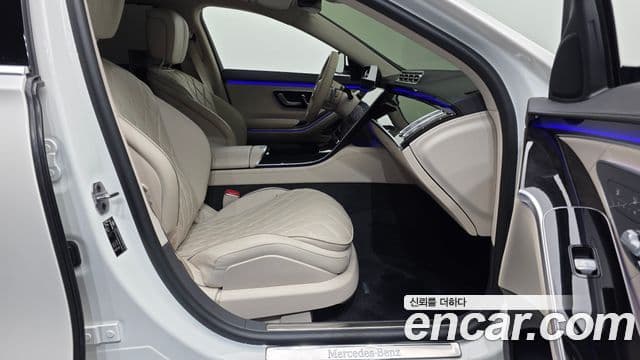 Mercedes-Benz S-Class 2022 — Photo 17/20