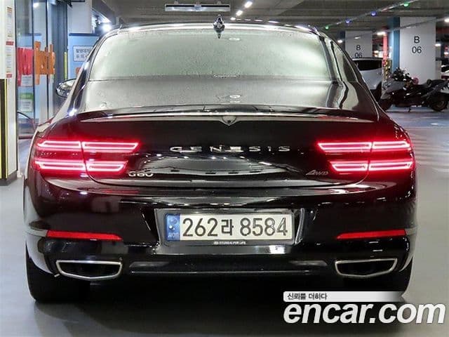 Genesis G80 2022 — Photo 9/20