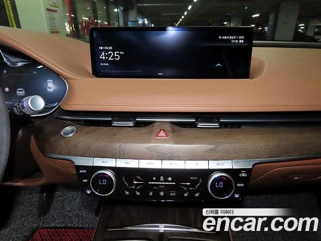 Genesis G80 2022 — Photo 15/20