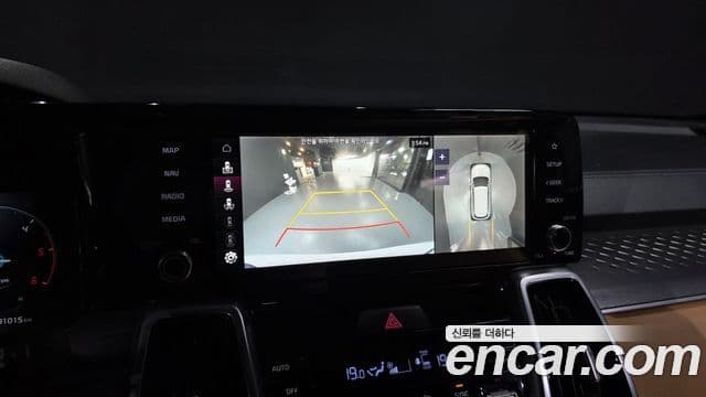 Kia Sorento 2021 — Фото 15/20