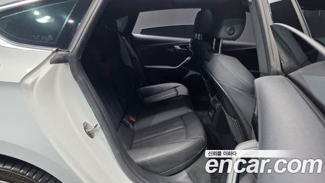 Audi A5 2020 — Şəkil 18/35