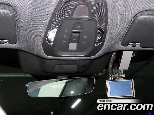 Audi Q5 2025 — Photo 9/14