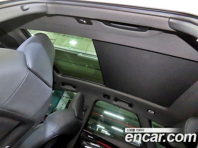 Audi Q5 2025 — Photo 5/14
