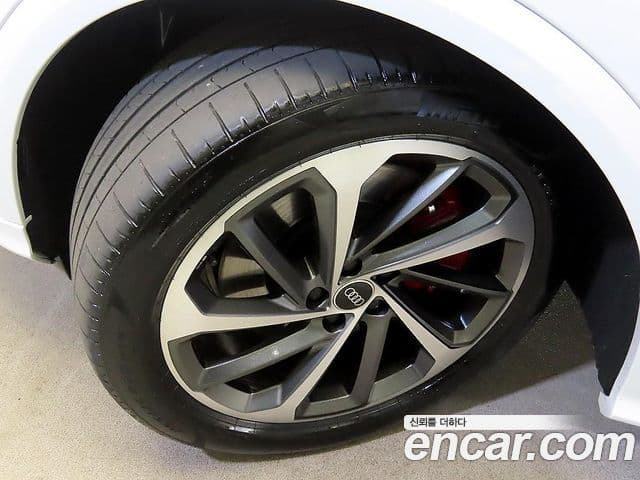 Audi Q5 2025 — Photo 12/14