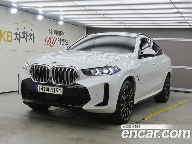 BMW X6 2023 — Photo 2/20