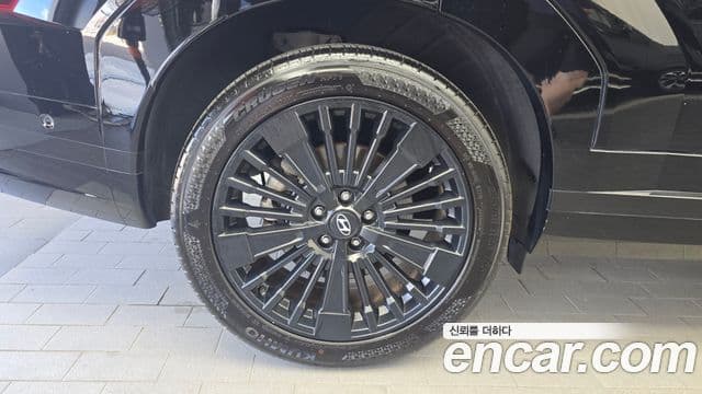 Hyundai Santa Fe 2025 — Şəkil 21/39
