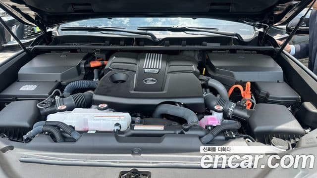 Lexus LX 2025 — Şəkil 7/15
