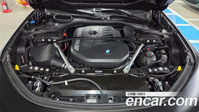 BMW 7 Series 2025 — Photo 1/20