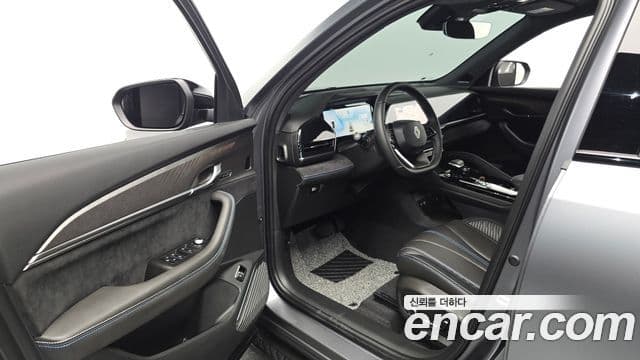 Renault Samsung Grand Koleos 2025 — ფოტო 2/35