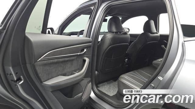 Renault Samsung Grand Koleos 2025 — ფოტო 12/35