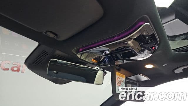 Mercedes-Benz C-Class 2025 — Photo 2/38