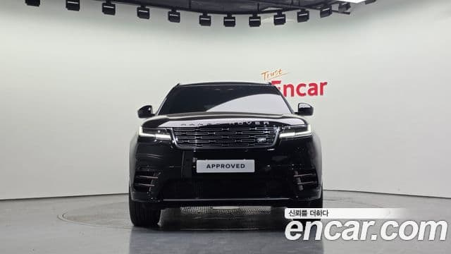 Land Rover Range Rover Velar 2025 — Photo 13/20