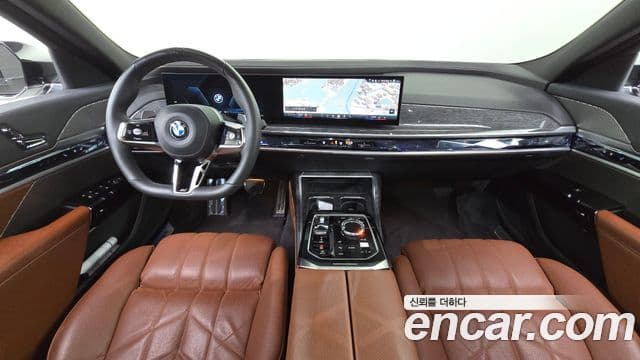 BMW 7 Series 2024 — Photo 11/20
