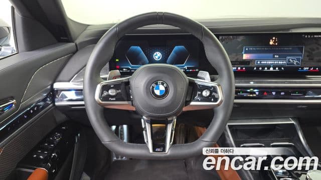 BMW 7 Series 2024 — Photo 1/20