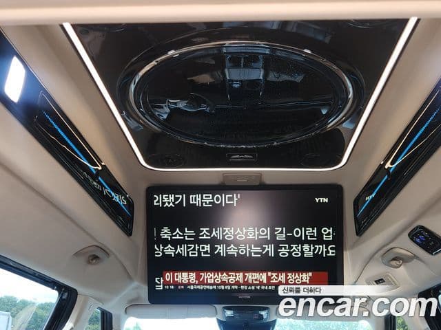 Kia Carnival 2024 — Фото 13/20