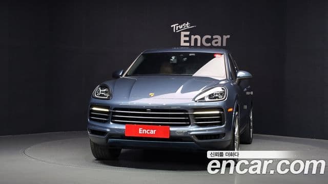 Porsche Cayenne 2019 — Photo 8/20