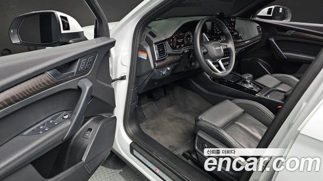 Audi Q5 2023 — ფოტო 18/33