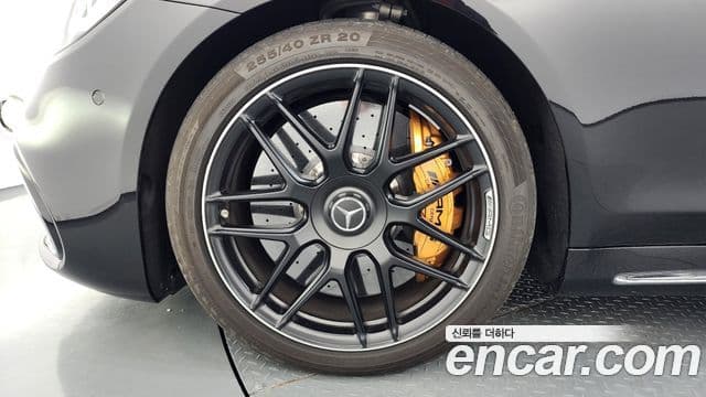 Mercedes-Benz S-Class 2020 — Photo 20/38