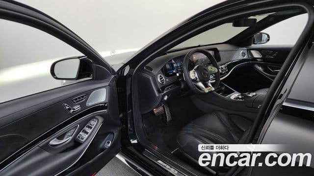 Mercedes-Benz S-Class 2020 — Photo 7/38