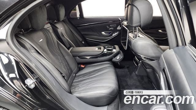 Mercedes-Benz S-Class 2020 — Photo 22/38