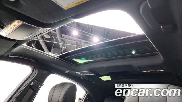 Mercedes-Benz S-Class 2020 — Photo 6/38