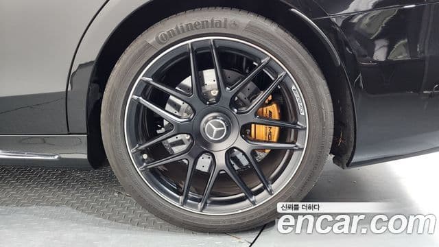 Mercedes-Benz S-Class 2020 — Photo 11/38