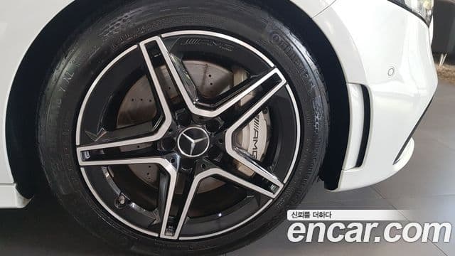 Mercedes-Benz A-Class 2022 — Şəkil 10/18