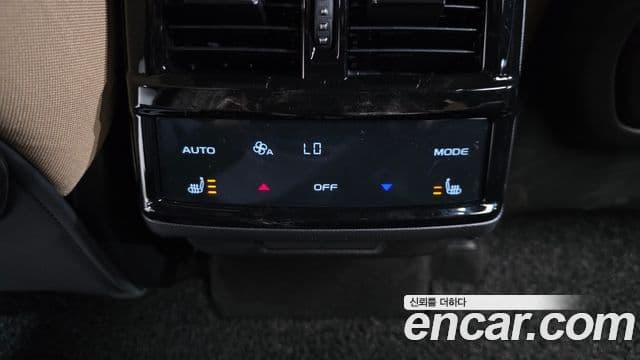 Renault Samsung Grand Koleos 2025 — Фото 19/20