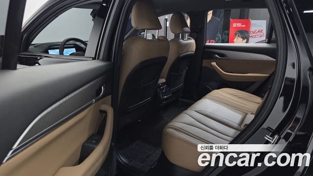 Renault Samsung Grand Koleos 2025 — ფოტო 1/32