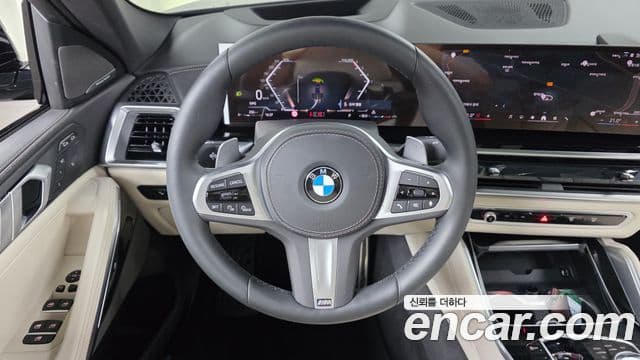 BMW X6 2025 — Photo 23/34