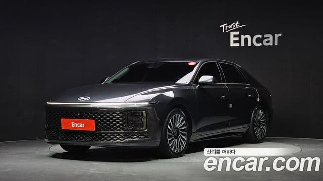 Hyundai Grandeur Hybrid 2023 — ფოტო 18/20