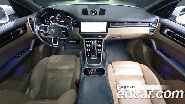 Porsche Cayenne 2020 — Photo 10/20